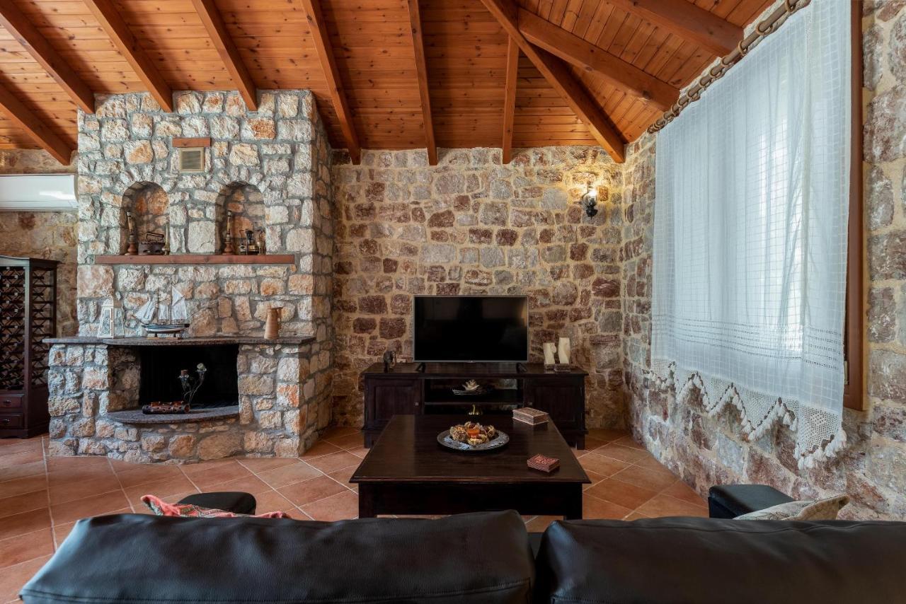 Villa Filerolia Stone House Pastida Exterior foto