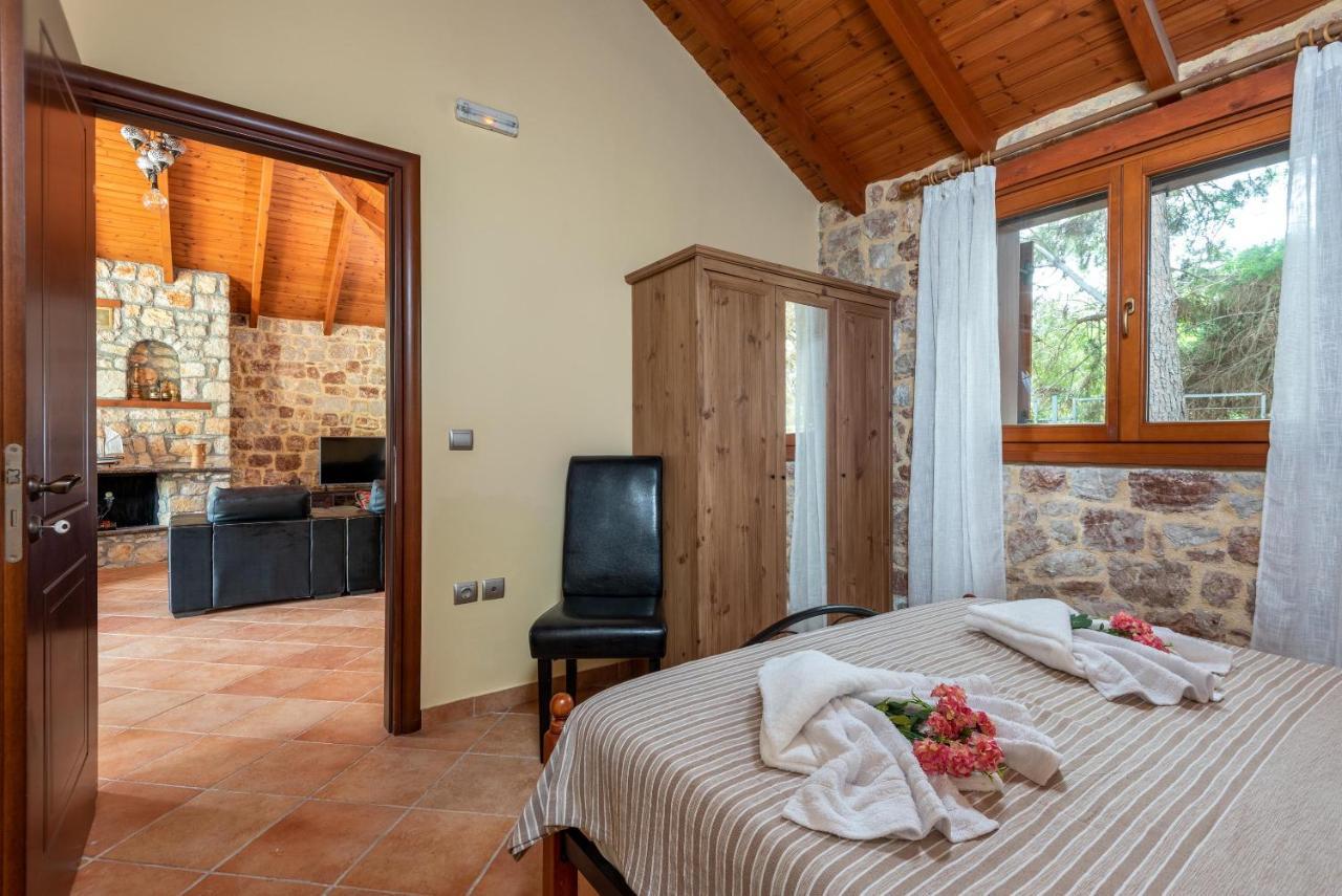 Villa Filerolia Stone House Pastida Exterior foto